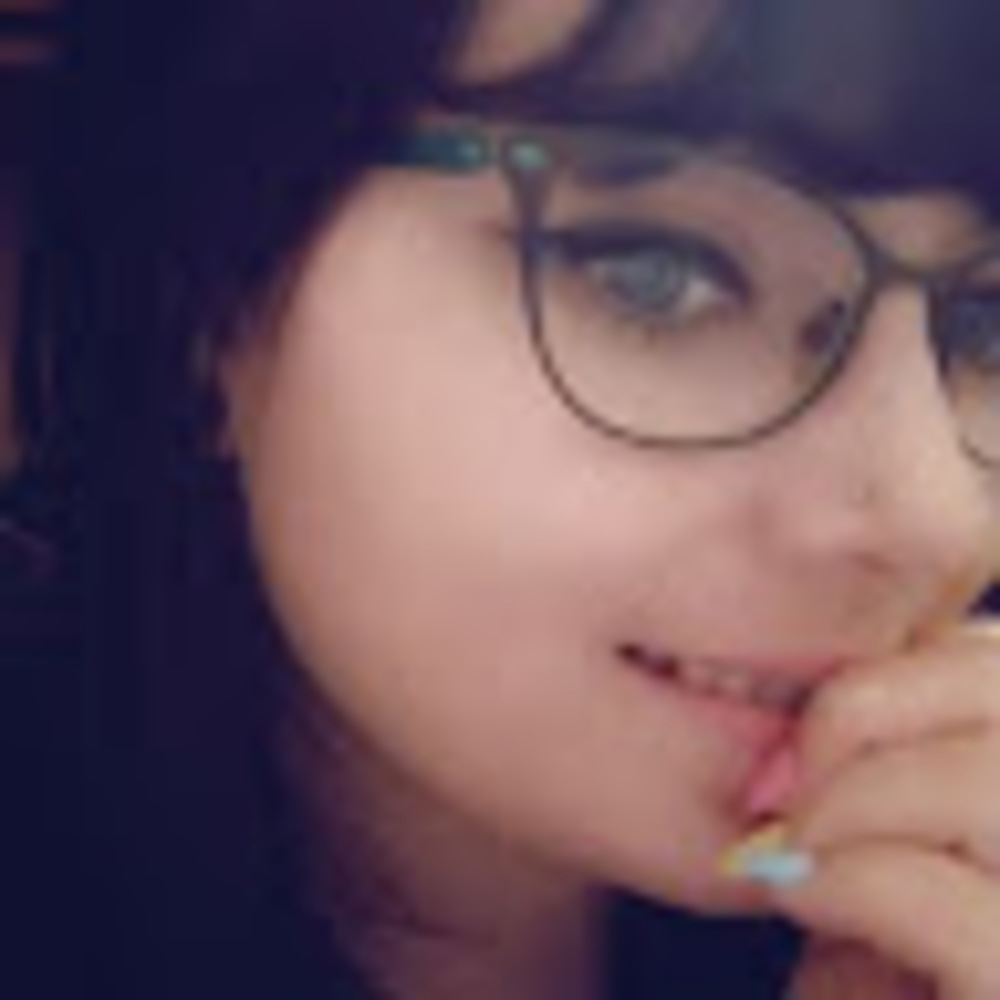 Meet your Posher, Alysabeth
